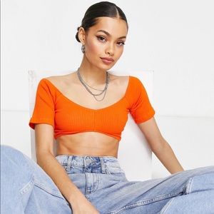 NWT Off-Shoulder Ribbed Crop Top
